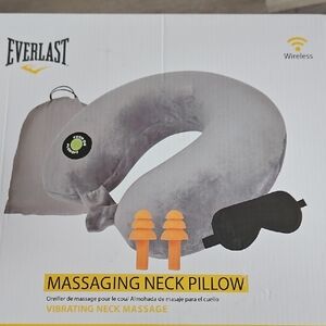 Everlast Gray U-Shaped Massaging Neck Pillow with Travel Accessories